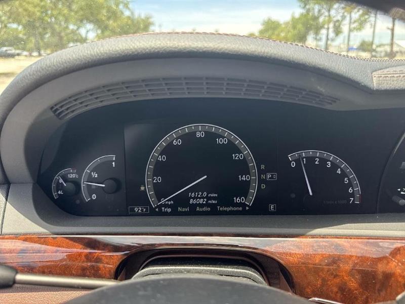 Mercedes-Benz S-Class S550 2011