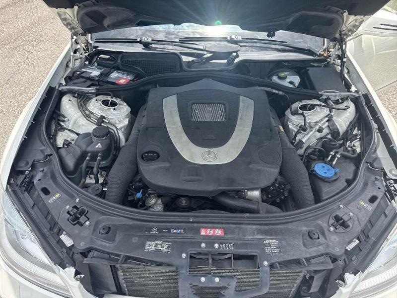 Mercedes-Benz S-Class S550 2011