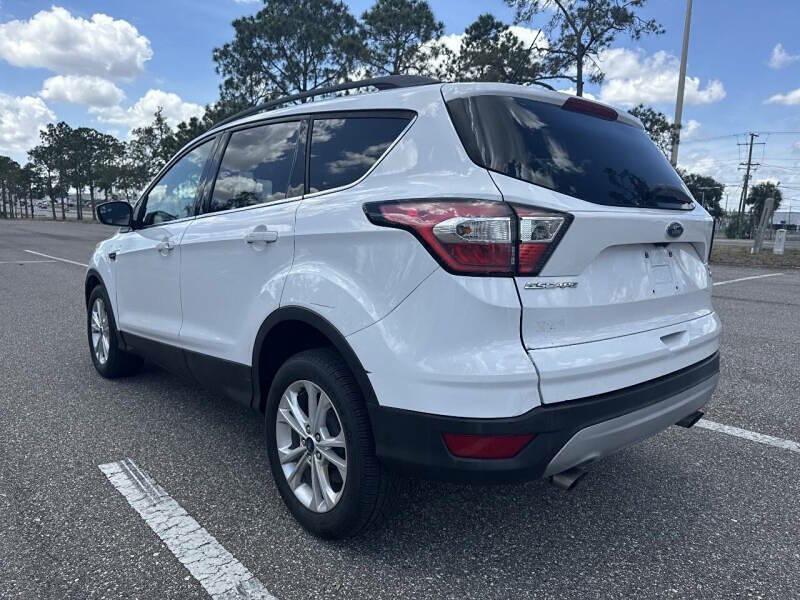 Ford Escape SE FWD 2018