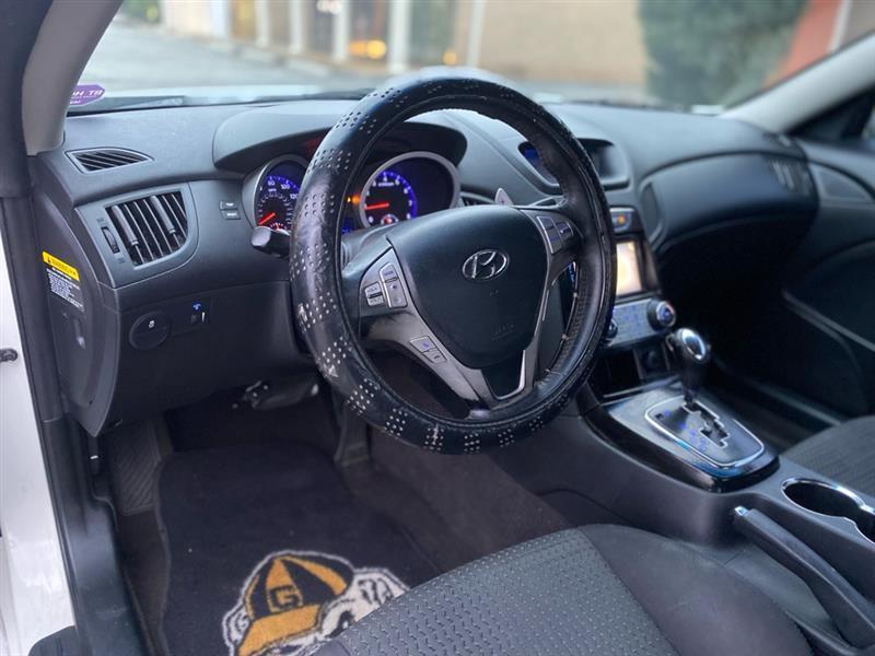 2010 Hyundai Genesis Coupe Base - Photo 14