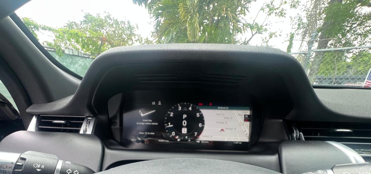 Land Rover Discovery Sport R-Dynamic SE 2022
