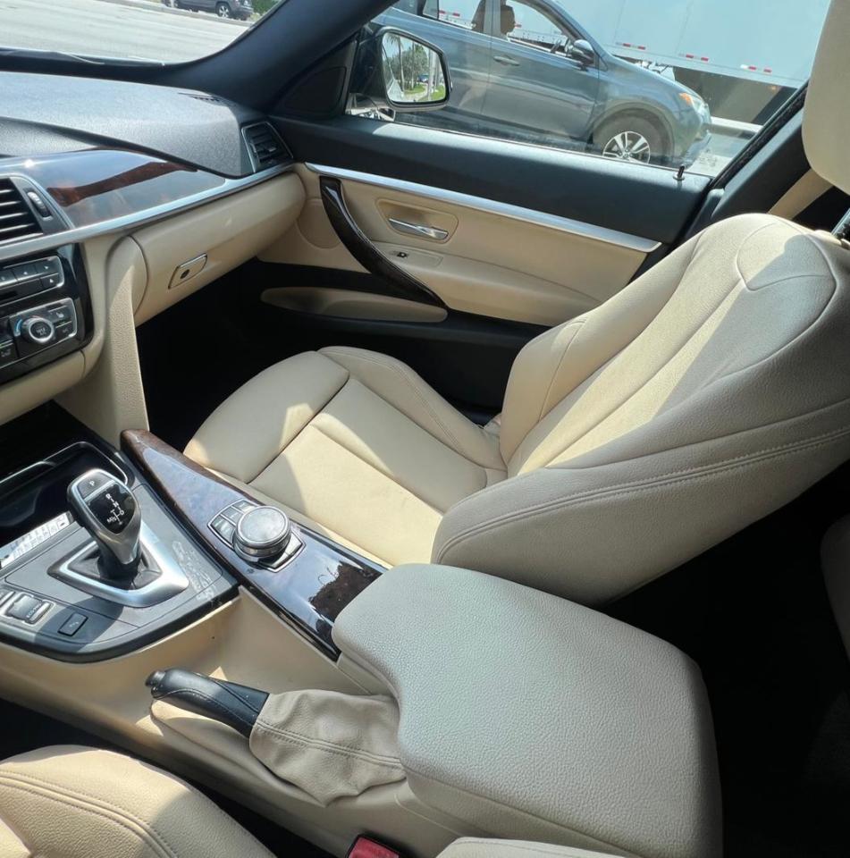BMW 3-Series Gran Turismo 330i xDrive 2017
