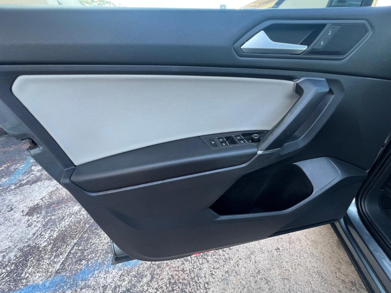 Volkswagen Tiguan SE 2020