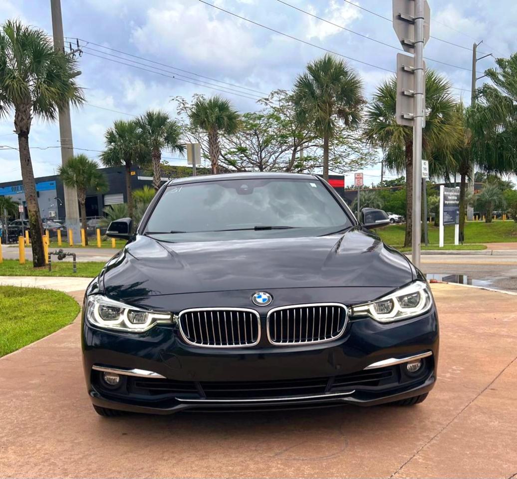 BMW 3-Series 330i SULEV Sedan 2017
