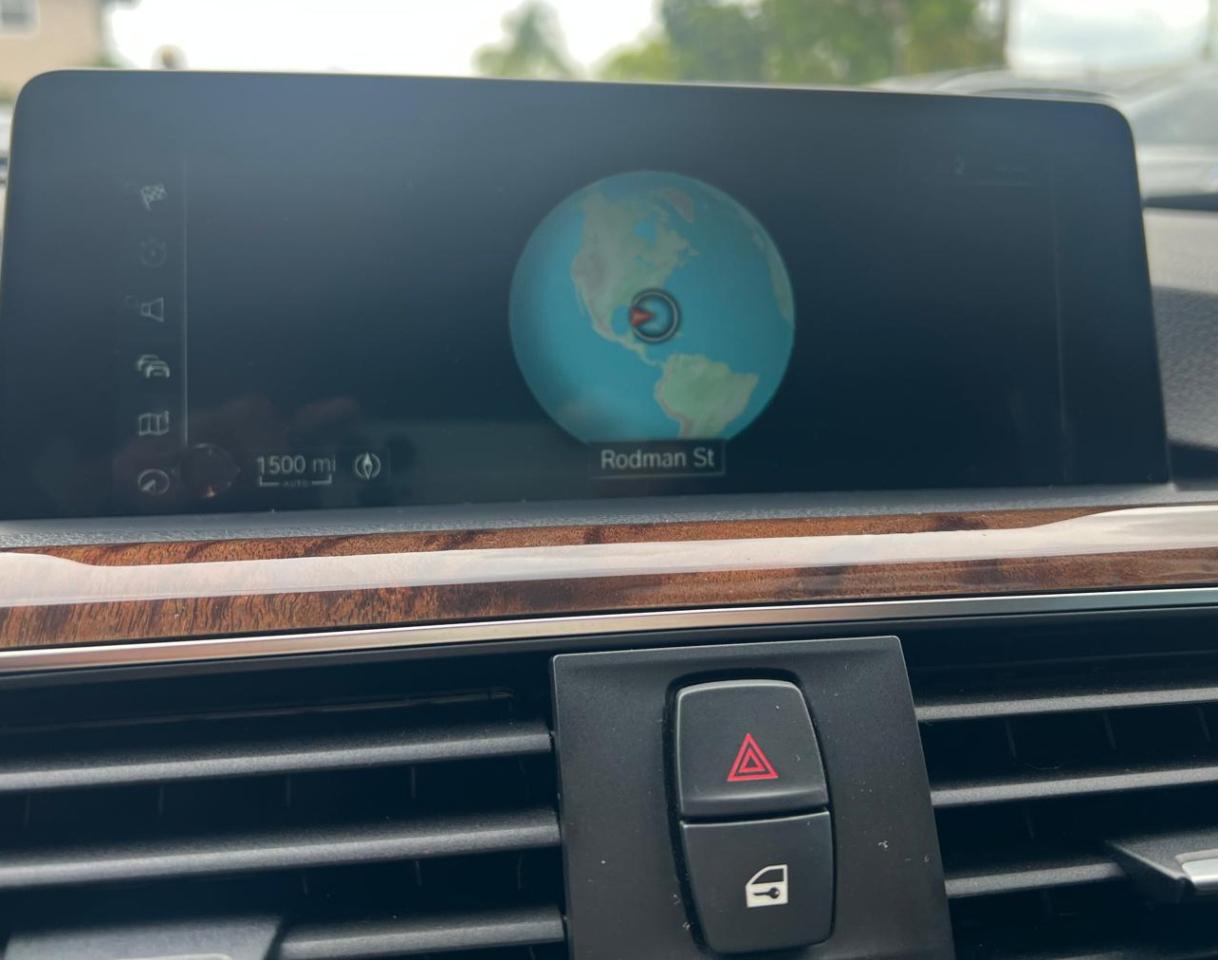 BMW 3-Series 330i SULEV Sedan 2017