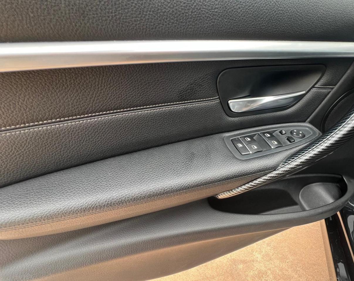 BMW 3-Series 330i SULEV Sedan 2017