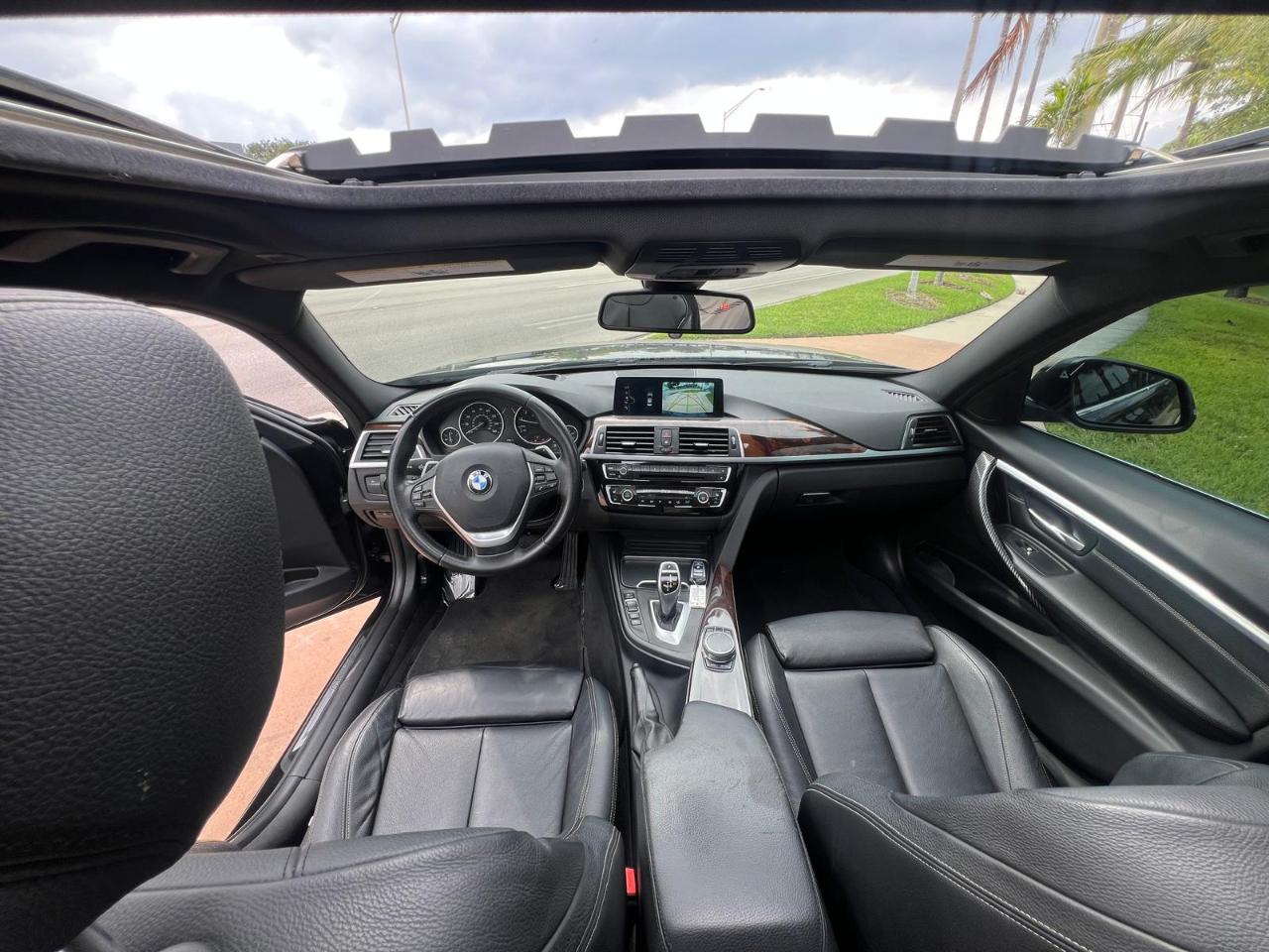 BMW 3-Series 330i SULEV Sedan 2017