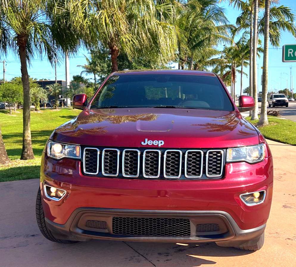 Jeep Grand Cherokee Laredo E 2WD 2021
