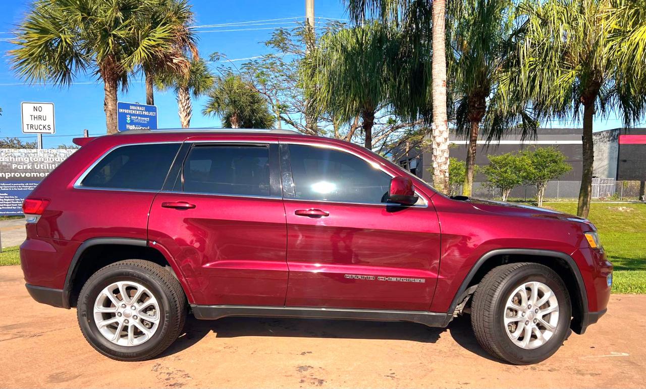 Jeep Grand Cherokee Laredo E 2WD 2021
