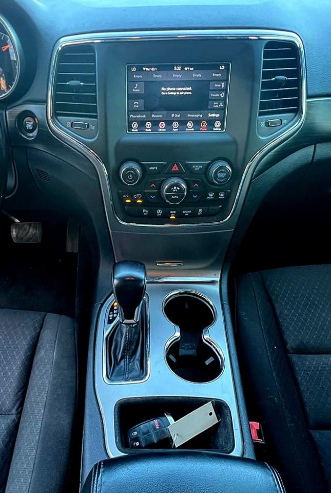 Jeep Grand Cherokee Laredo E 2WD 2021