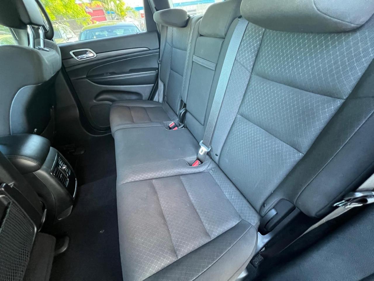 Jeep Grand Cherokee Laredo E 2WD 2021