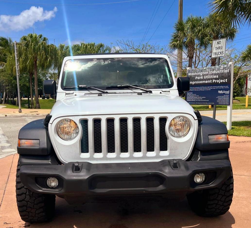 Jeep Wrangler Unlimited Sport 2018