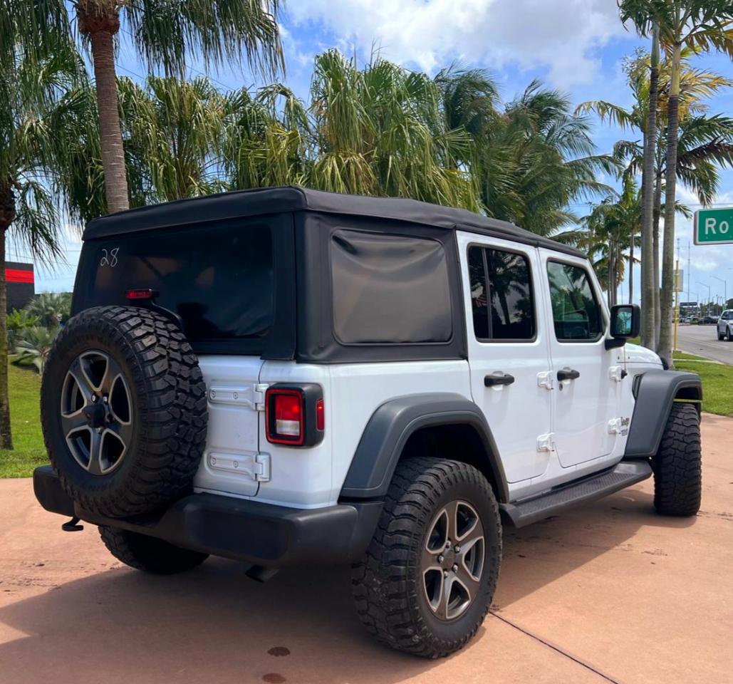 Jeep Wrangler Unlimited Sport 2018
