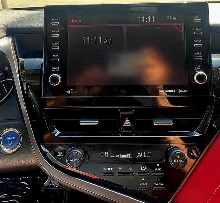 Toyota Camry Hybrid XSE 2021