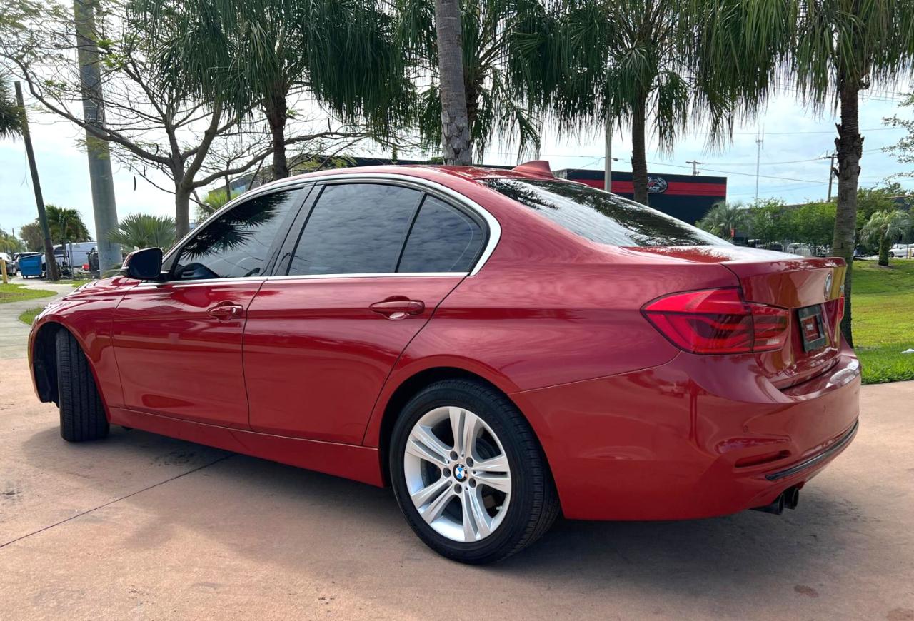 BMW 3-Series 330i SULEV Sedan 2017