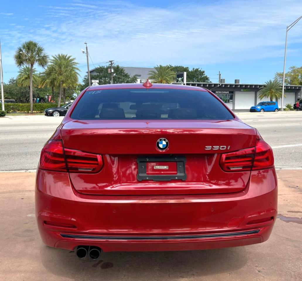 BMW 3-Series 330i SULEV Sedan 2017