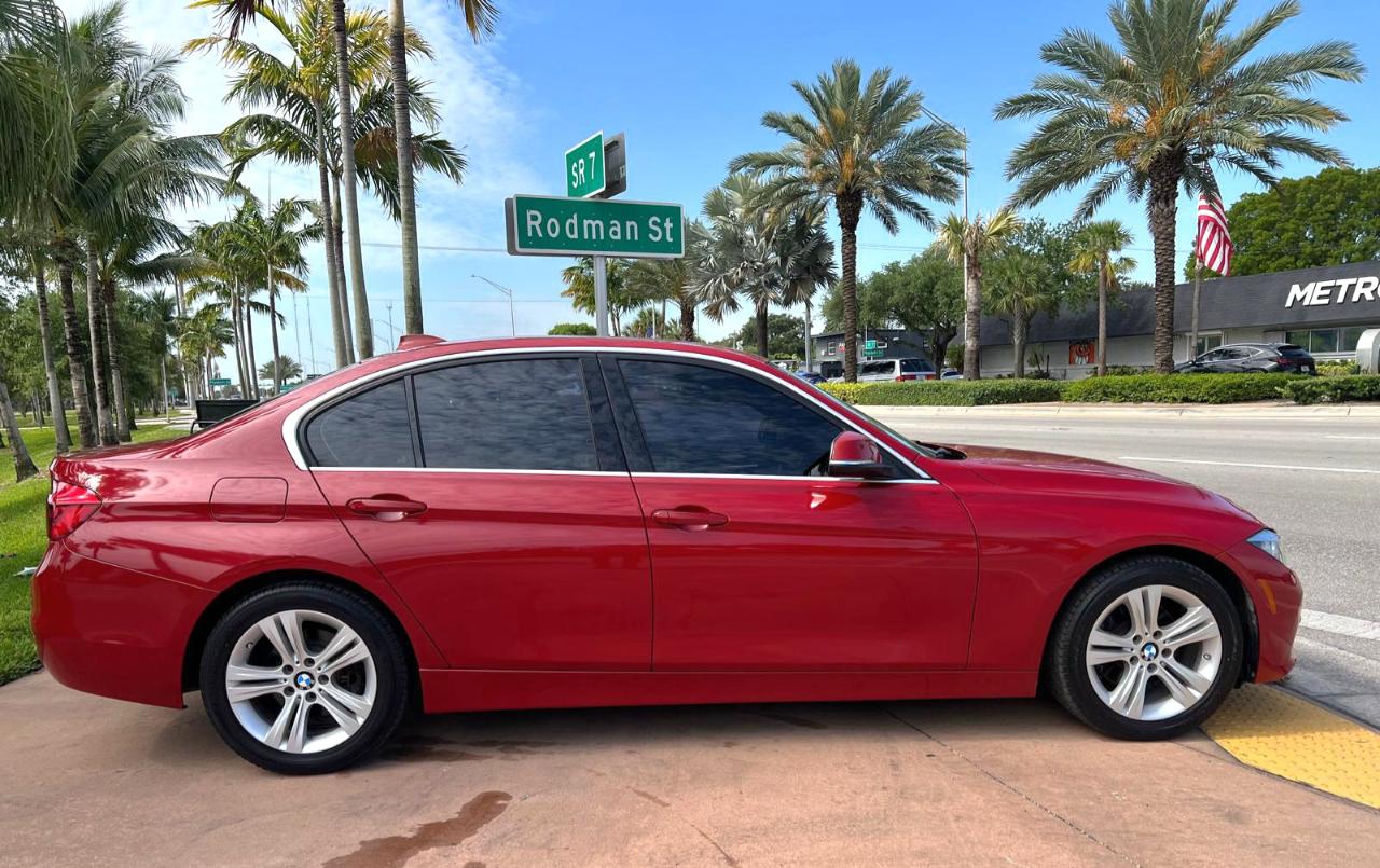 BMW 3-Series 330i SULEV Sedan 2017