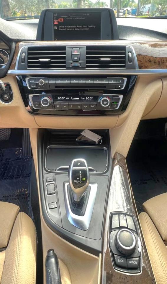 BMW 3-Series 330i SULEV Sedan 2017