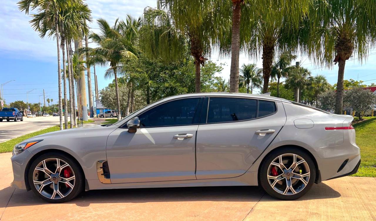 Kia Stinger GT1 2019
