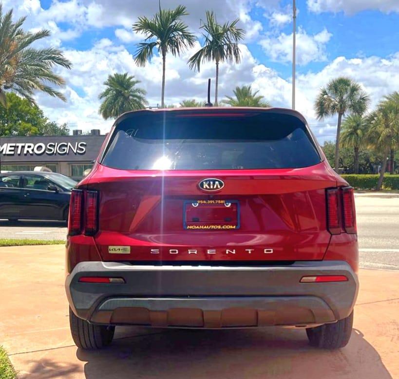 Kia Sorento LX 2WD 2021