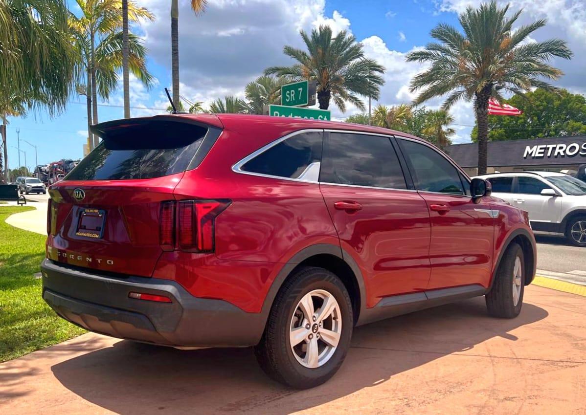 Kia Sorento LX 2WD 2021