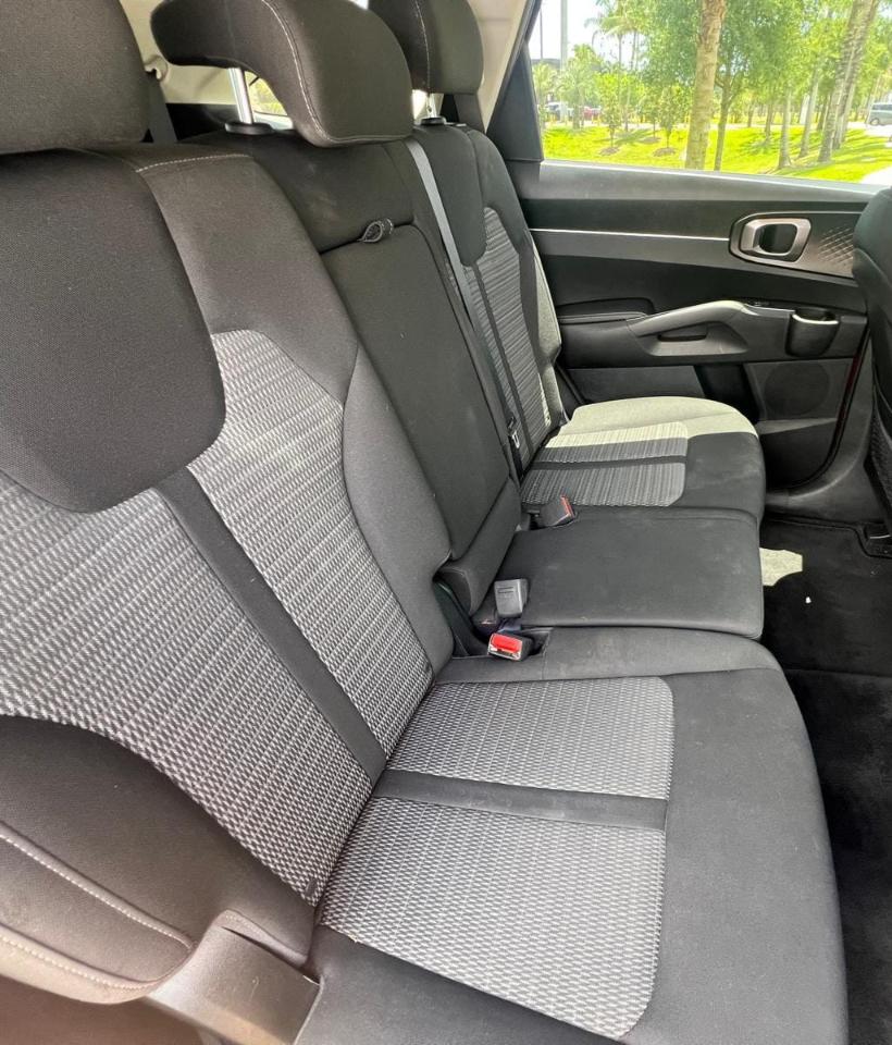 Kia Sorento LX 2WD 2021