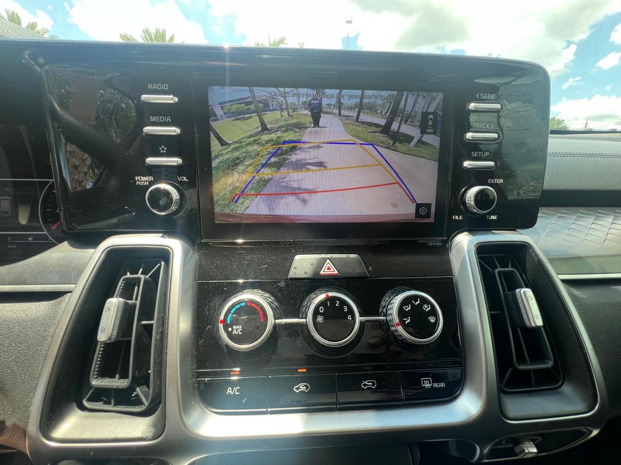 Kia Sorento LX 2WD 2021