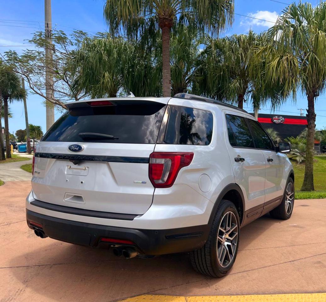 Ford Explorer Sport 4WD 2019