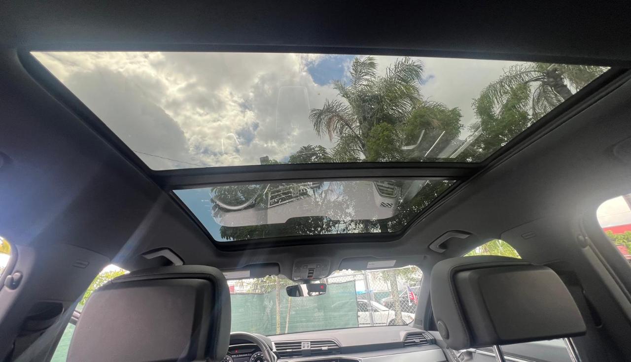 Audi Q3 S line Premium Plus quattro 2020