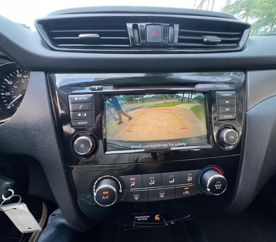 Nissan Rogue Sport S 2022