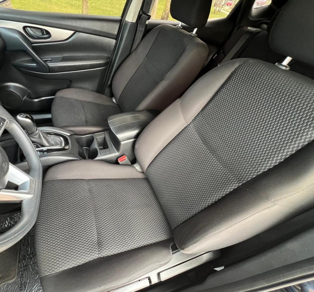 Nissan Rogue Sport S 2022