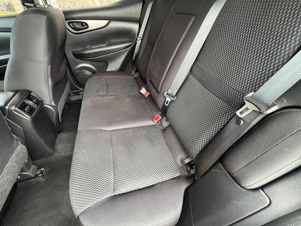 Nissan Rogue Sport S 2022