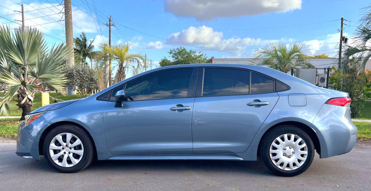 Toyota Corolla LE 2020