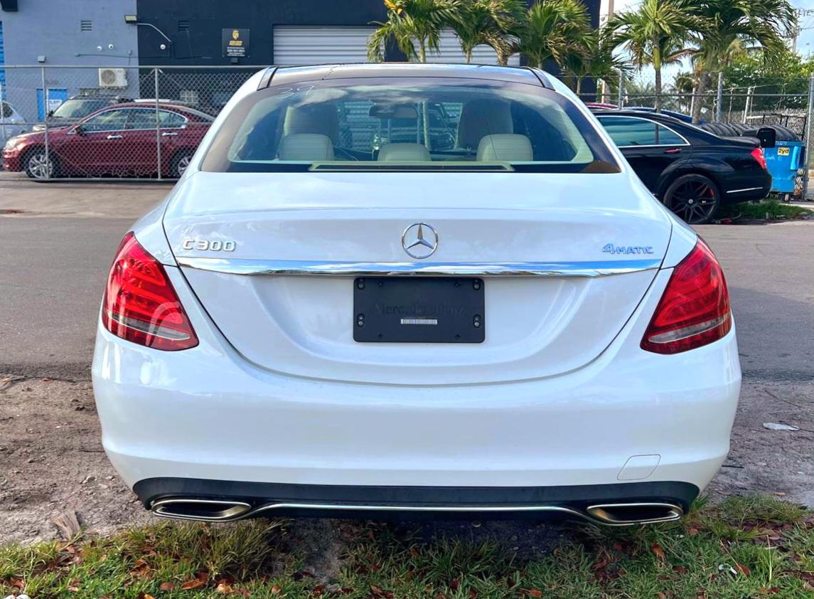 Mercedes-Benz C-Class C300 4MATIC Sedan 2017