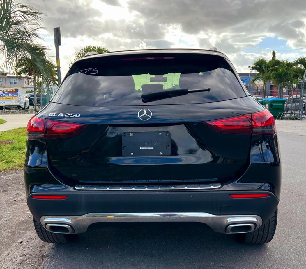 Mercedes-Benz GLA-Class GLA250 2019