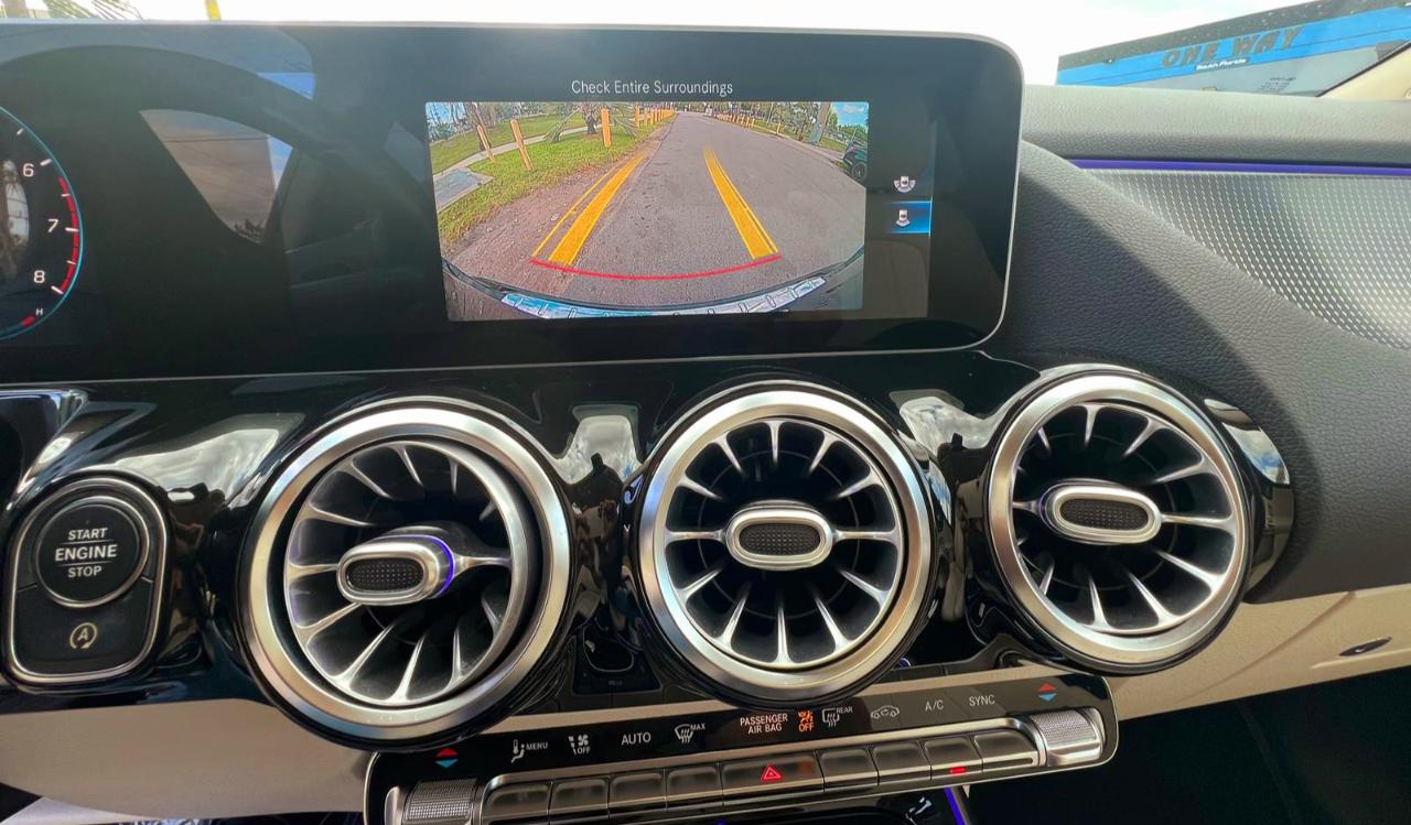 Mercedes-Benz GLA-Class GLA250 2019