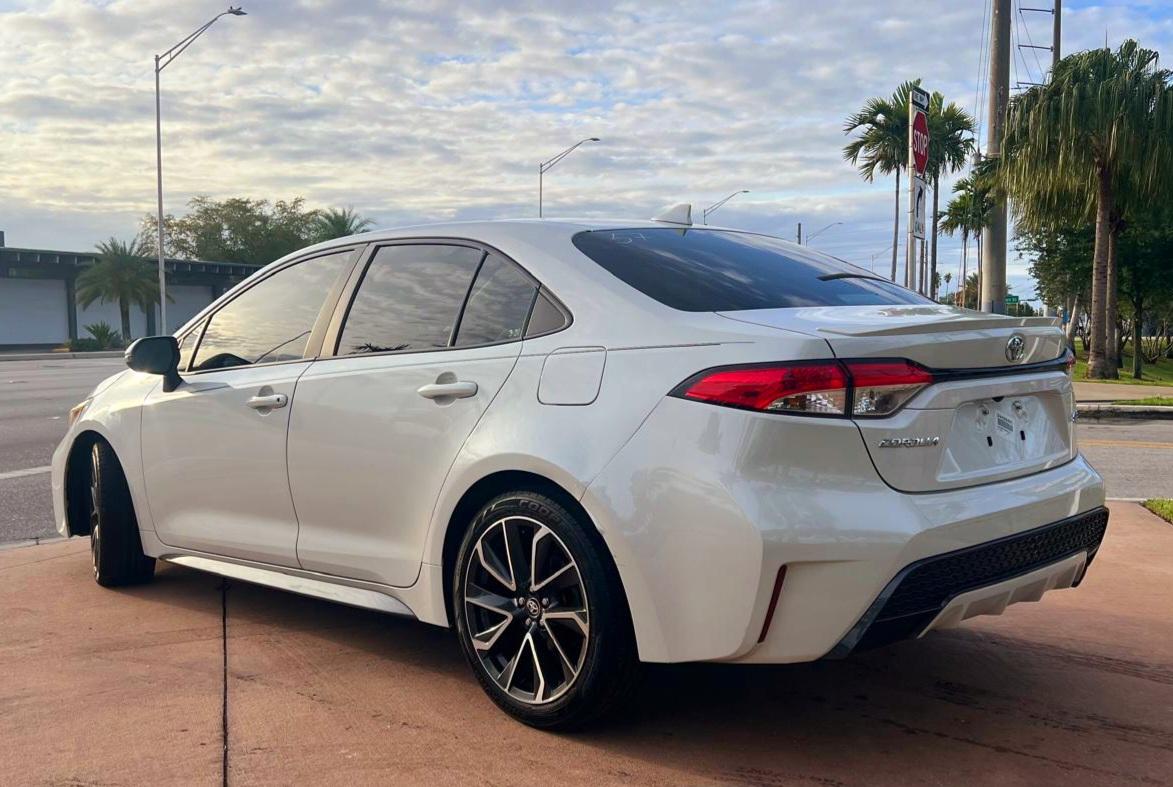Toyota Corolla SE 2021
