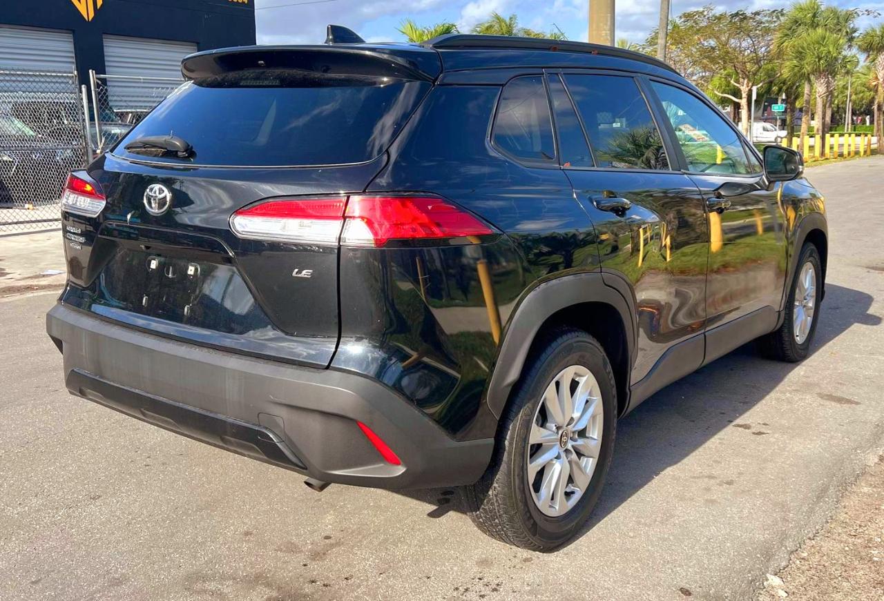 Toyota Corolla Cross LE 2022