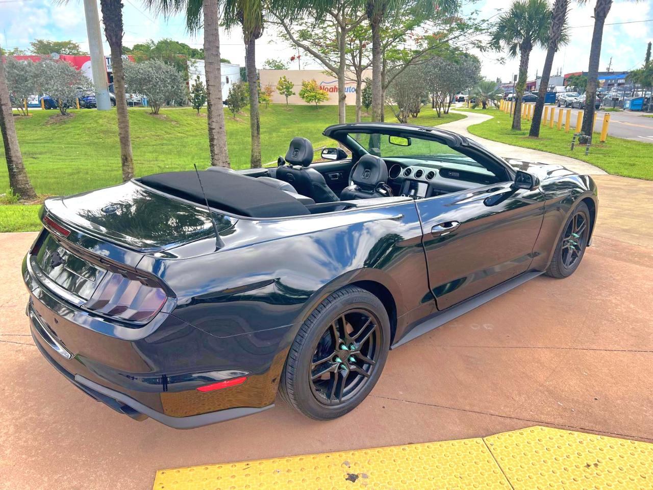 Ford Mustang EcoBoost Premium Convertible 2020