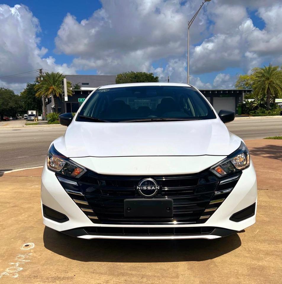 Nissan Versa S CVT 2024