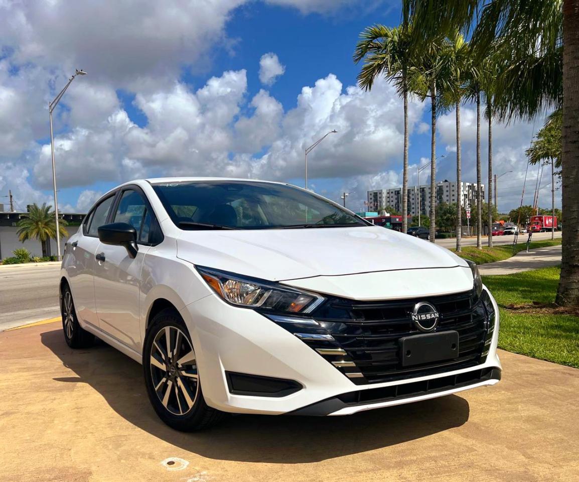 Nissan Versa S CVT 2024