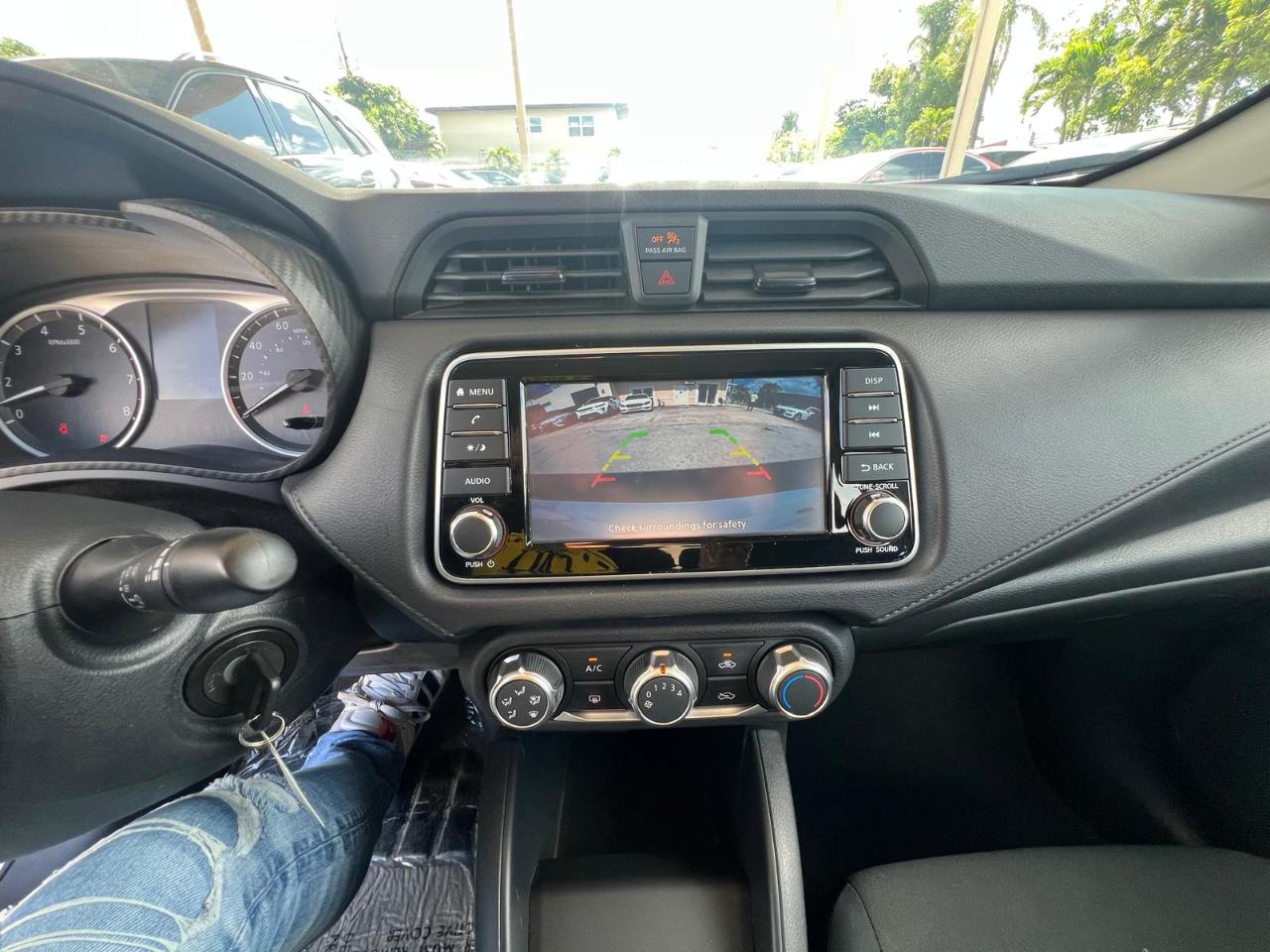 Nissan Versa S CVT 2024