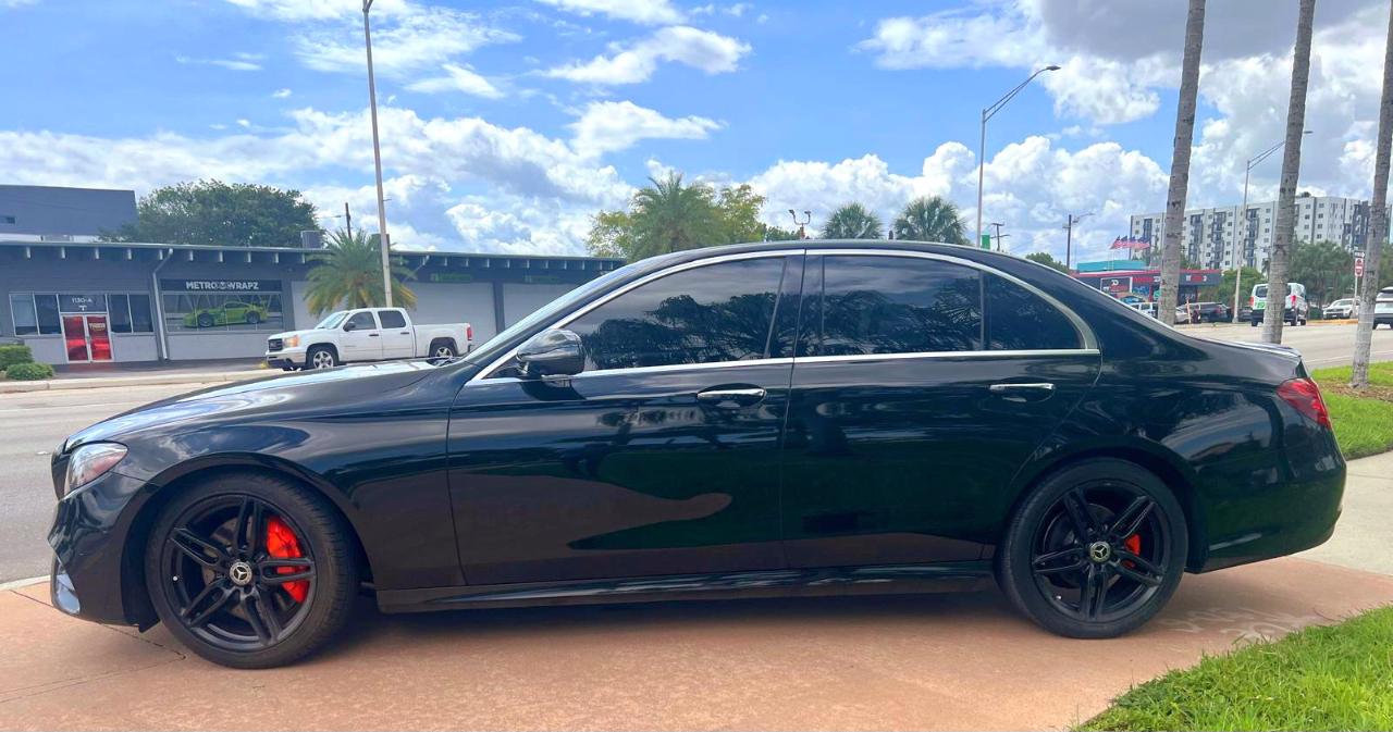 Mercedes-Benz E-Class E300 Luxury Sedan 2019