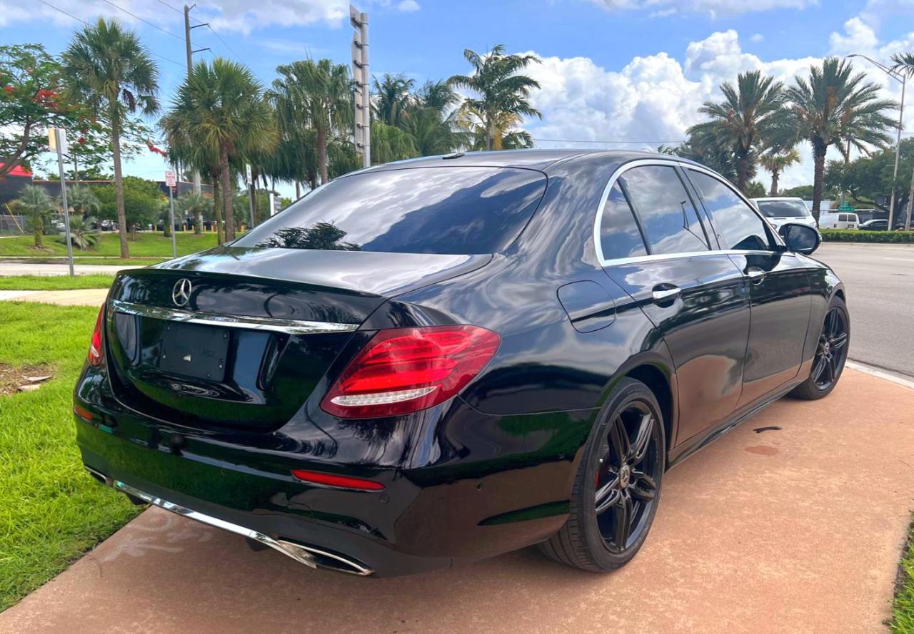 Mercedes-Benz E-Class E300 Luxury Sedan 2019