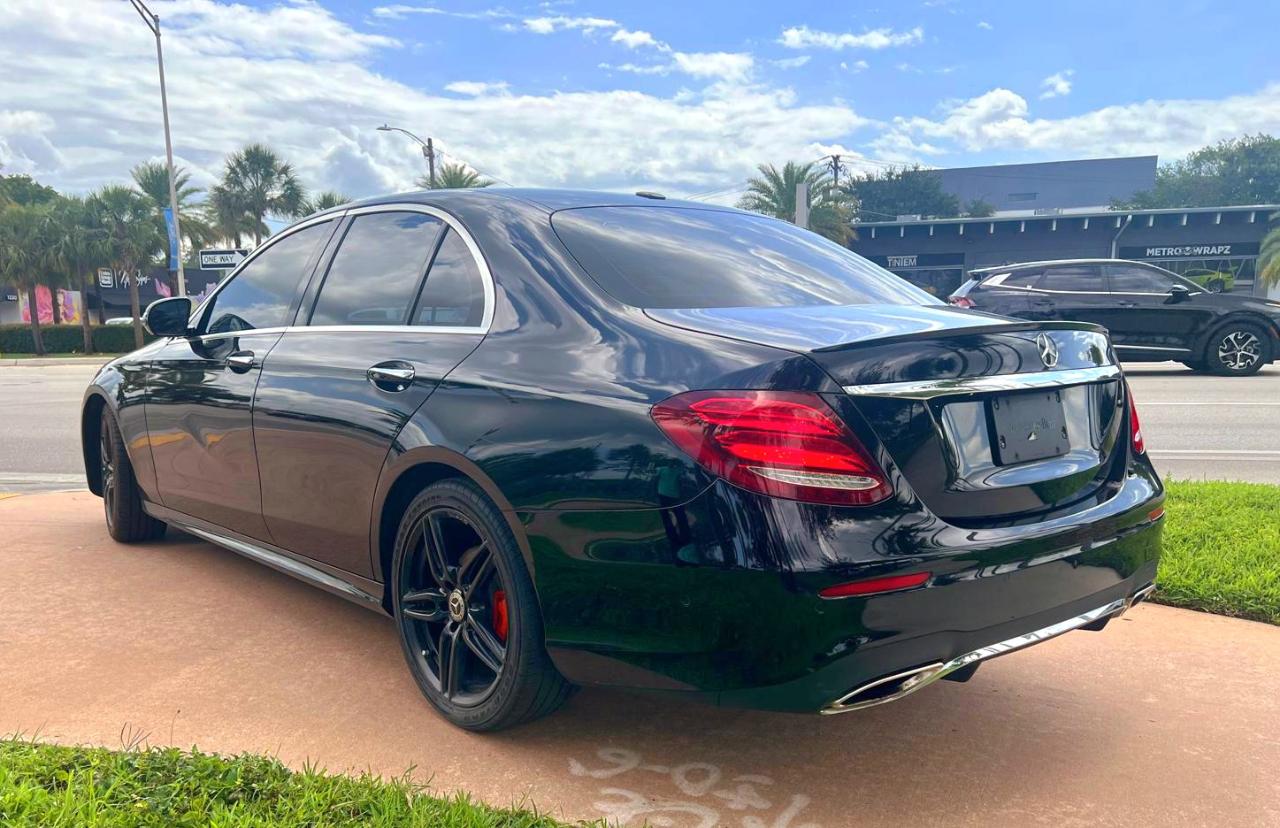 Mercedes-Benz E-Class E300 Luxury Sedan 2019