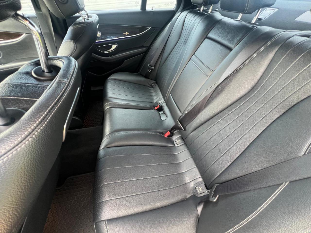 Mercedes-Benz E-Class E300 Luxury Sedan 2019