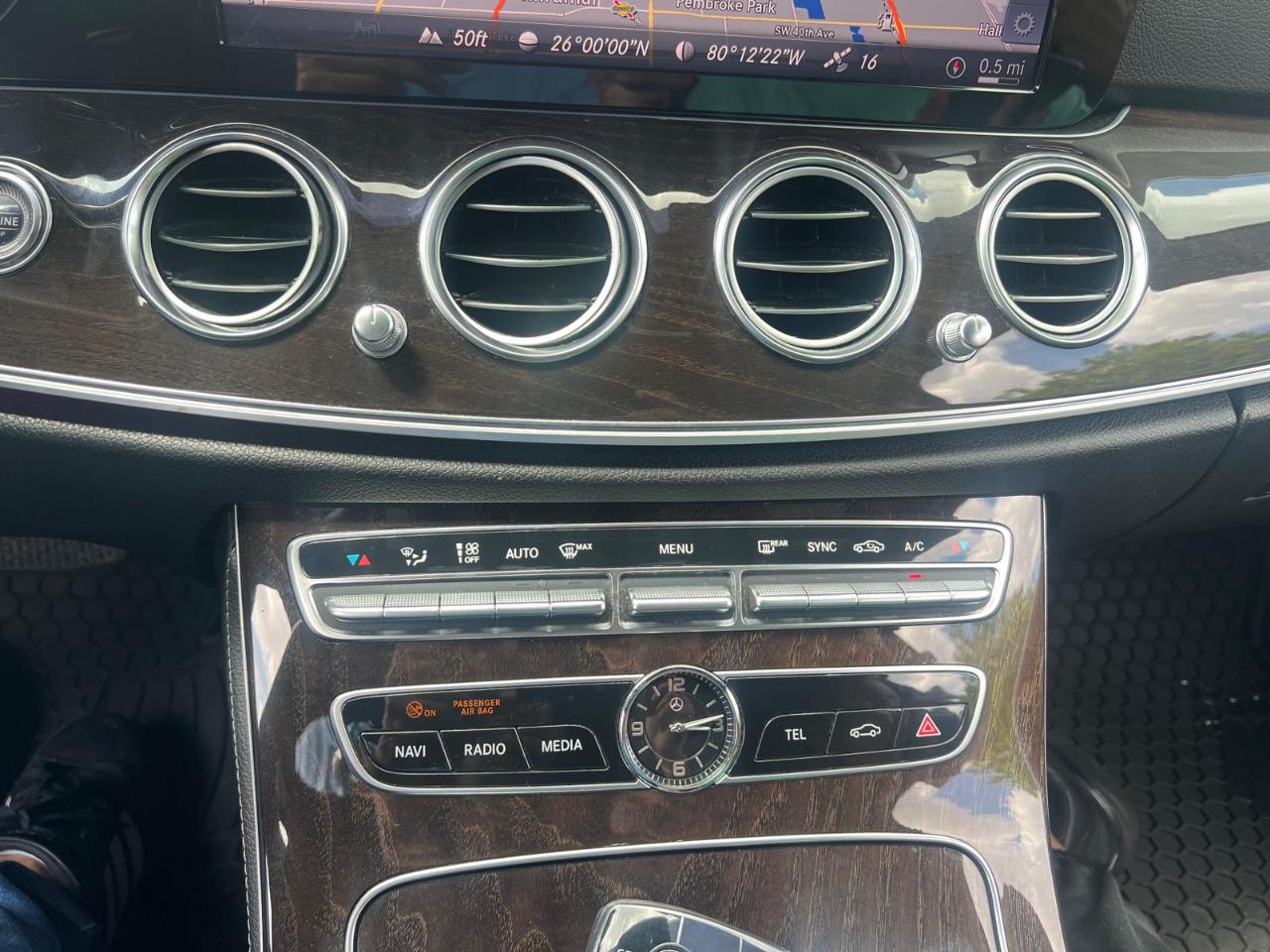 Mercedes-Benz E-Class E300 Luxury Sedan 2019