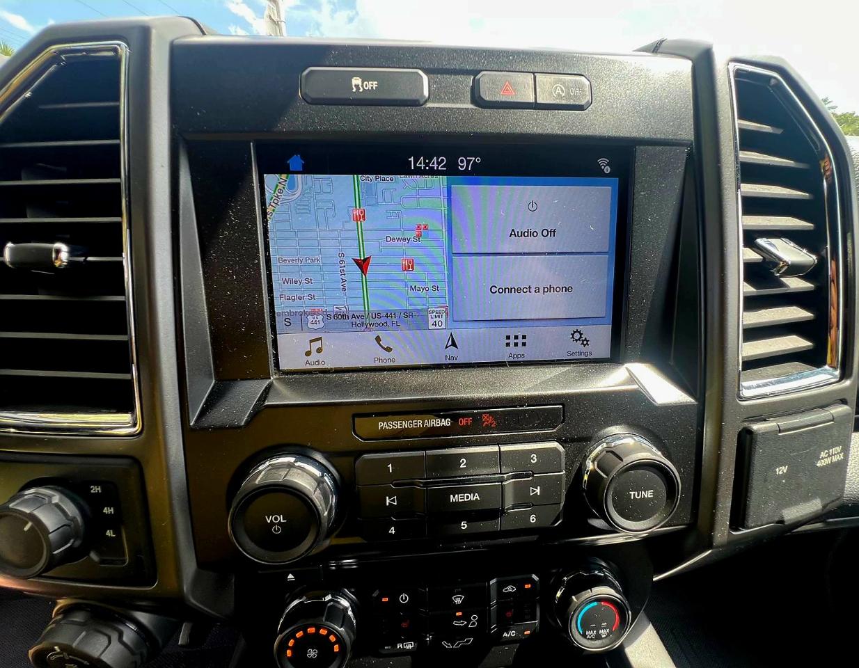 Ford F-150 Lariat SuperCab 8-ft. 4WD 2017