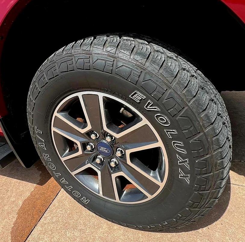 Ford F-150 Lariat SuperCab 8-ft. 4WD 2017