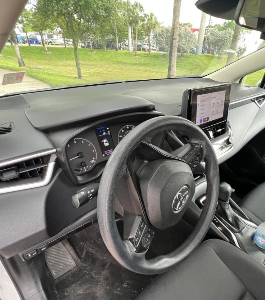 Toyota Corolla LE 2024